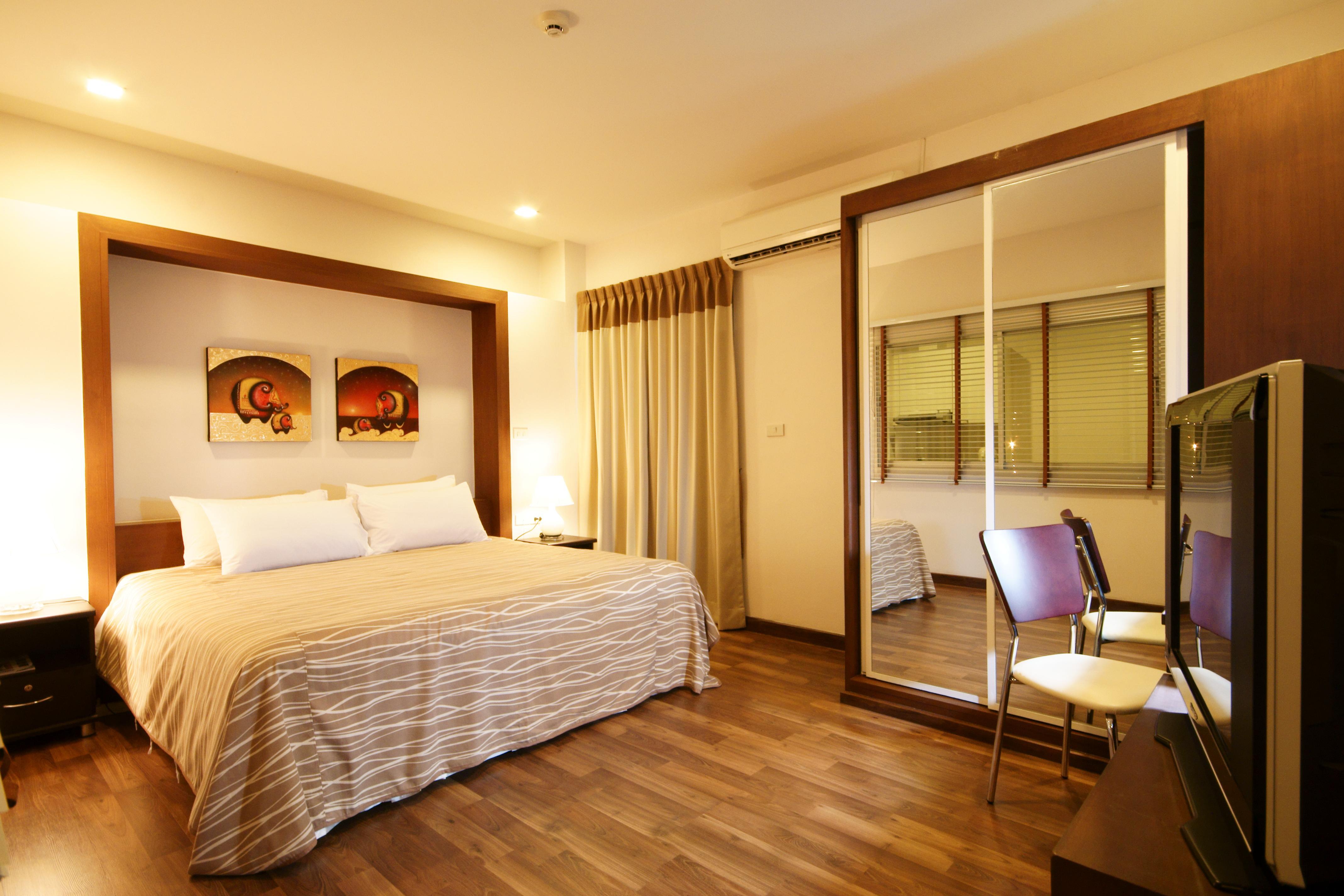 I Residencia Hotel Sathorn Bangkok Exterior foto
